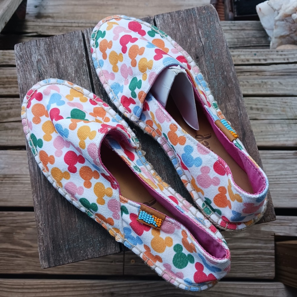 DISNEY Ubuntu Mickey Mouse Handmade Canvas Espadrille Slip On Shoes Women Sz 7